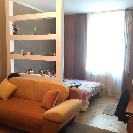 Room In Apartment Shevchenko 15/4 Odessa Dış mekan fotoğraf